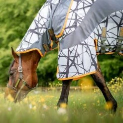 Horseware Ireland Horseware Amigo 3-in-1 Camo Fly 11 Horseware Ireland Horseware Amigo 3-in-1 Camo Fly -Horse Supply Store TE036043 02